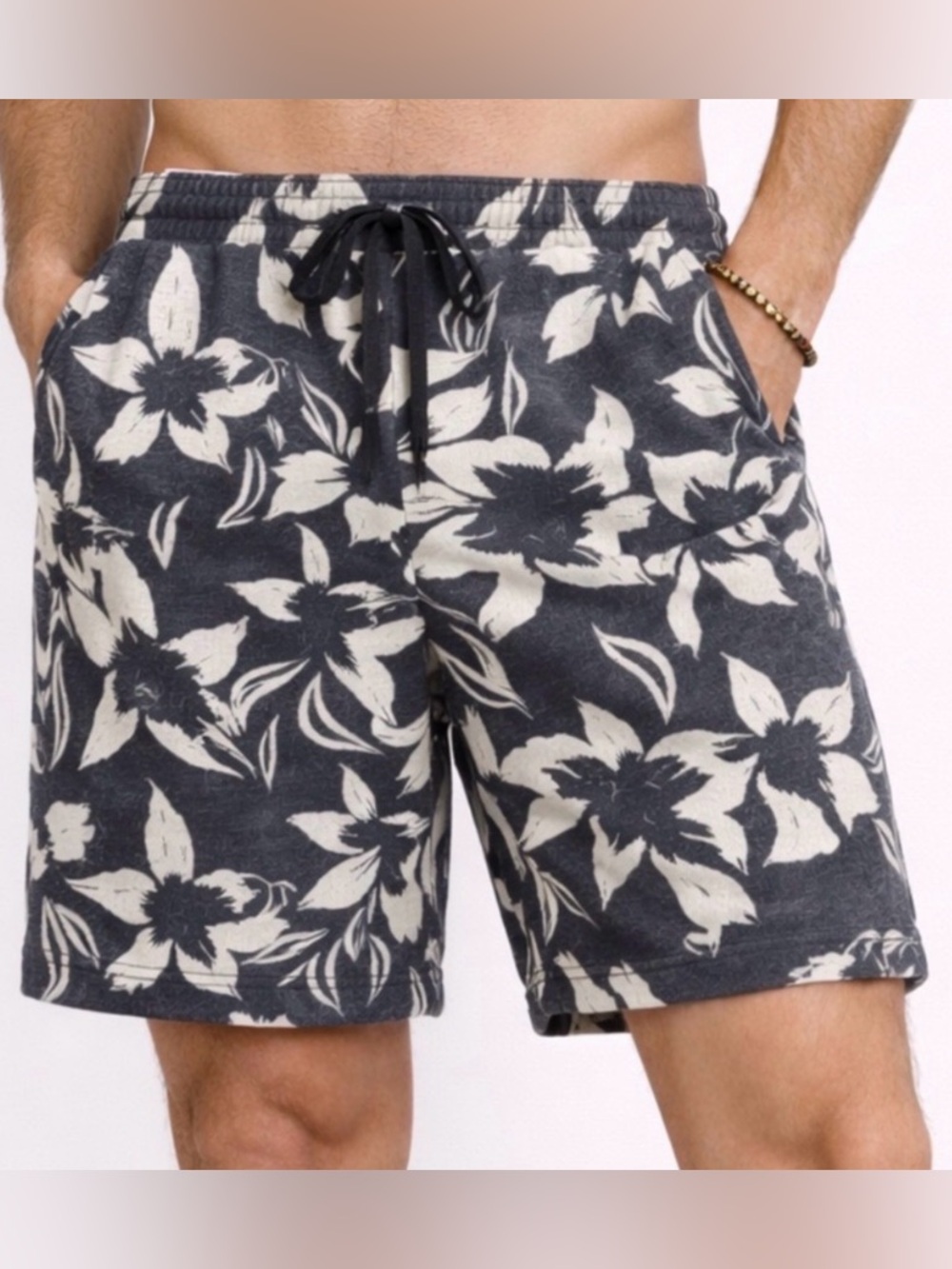 Robert Graham Cyclone Floral Shorts XL Luxury Designer Black White Summer Resort